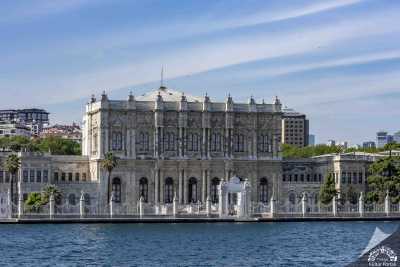 Dolmabahçe Sarayı